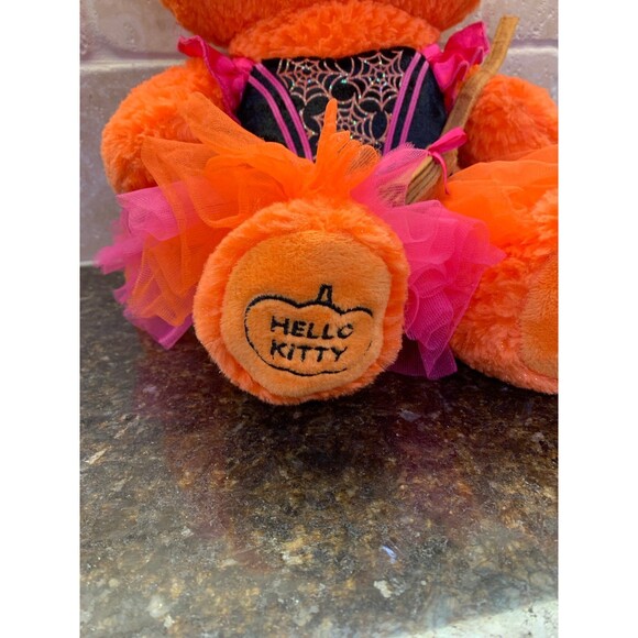 Build-A-Bear 2011 18” Halloween Hello Kitty LIKE NEW - Picture 2 of 10